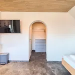 Weinhof Hornstein - Appartements Hotel Nonnenhorn
