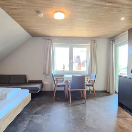 Gaestehaus Hornstein Hotel