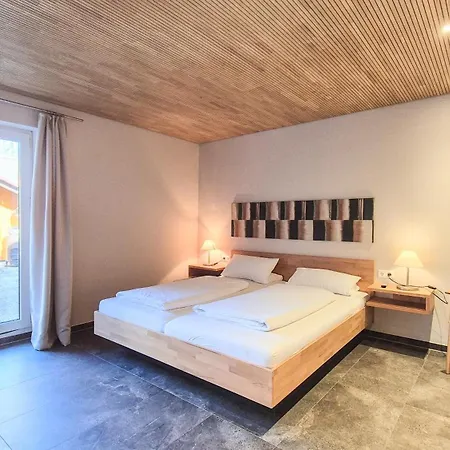 Hotel Gaestehaus Hornstein