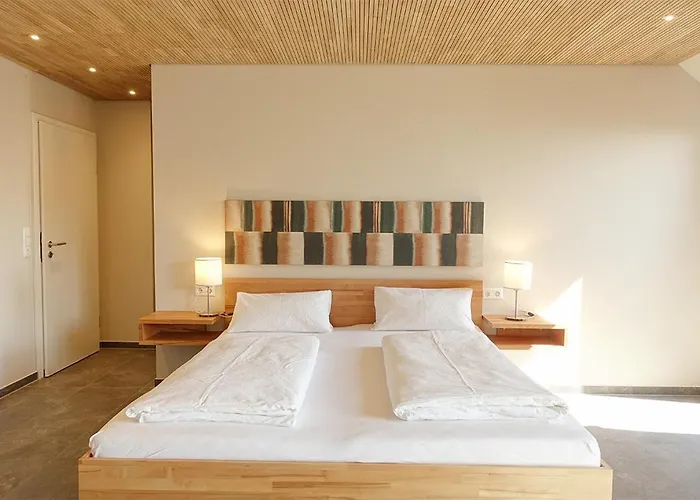 Gaestehaus Hornstein فندق 3*