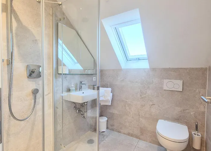 Gaestehaus Hornstein מלון 3*