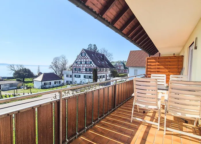 Gaestehaus Hornstein מלון 3*